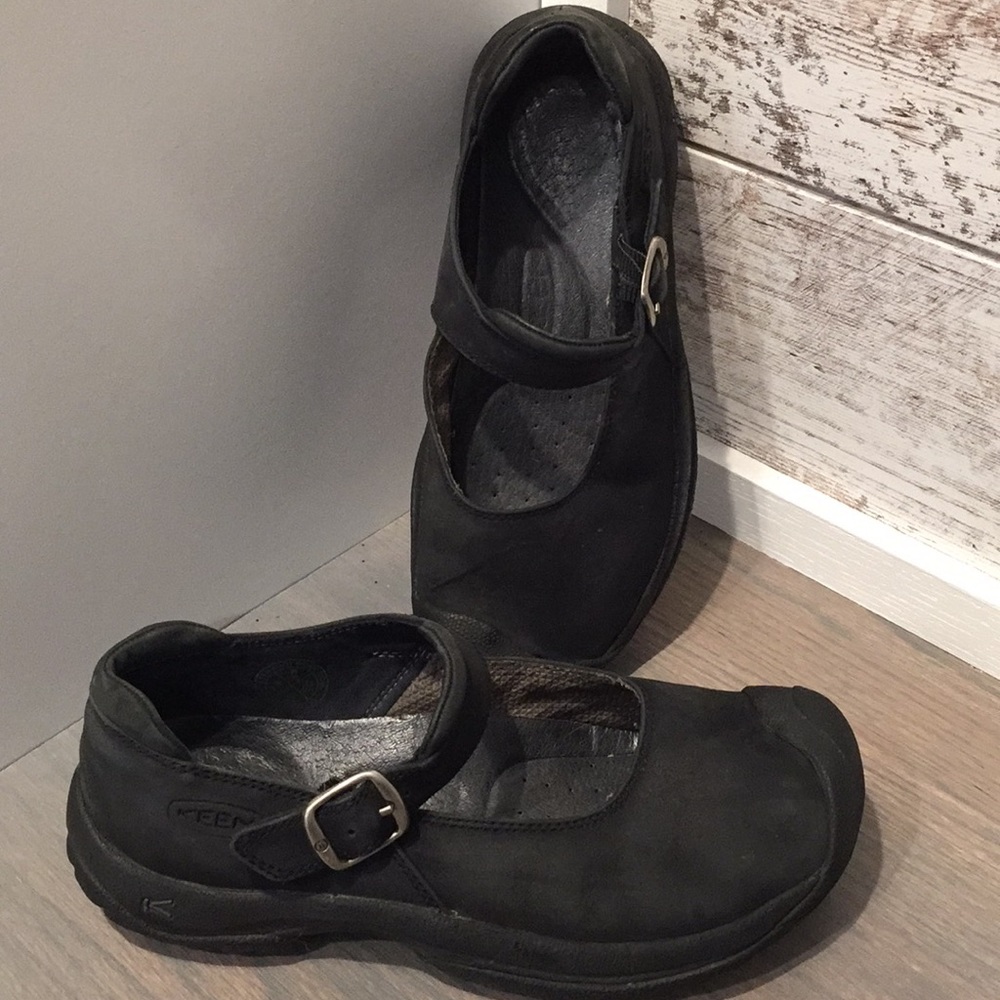 Keen Black Mary Janes